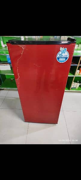 Dawalance One Door Fridge in Excelent condition 1