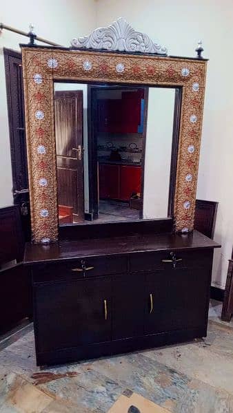 lush Condition dressing Table for sale 0