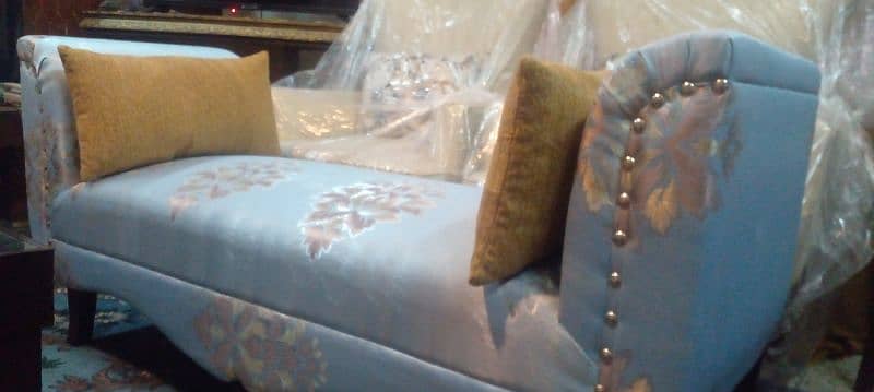 very beautiful Molty foam dewan available03335138001 9