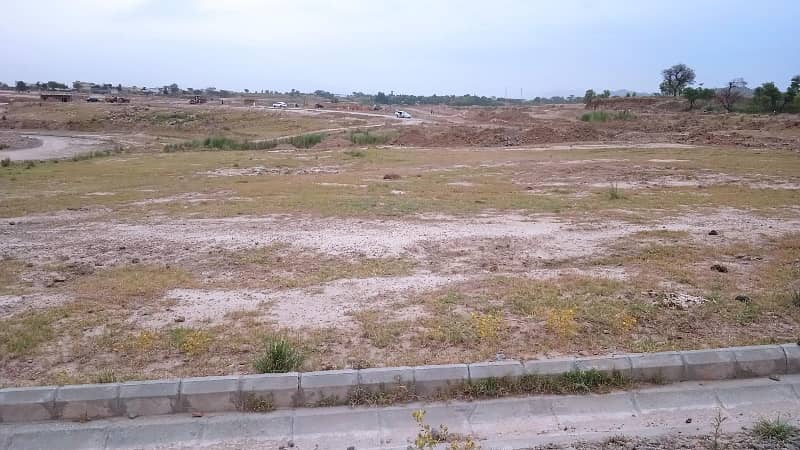 A Block Prime Location 1 Kanal Developed Possession Plot Available For Sale 4