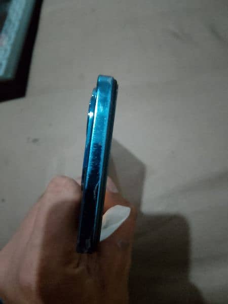 Selling my infinix hot 40i 4