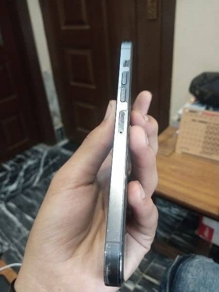 condition used battery health81% 128 gb 1