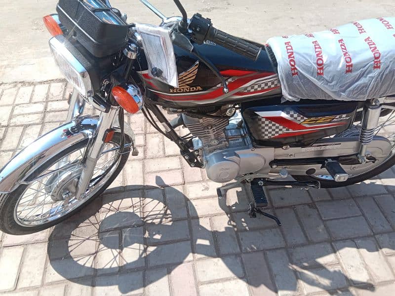 Honda CG 125 open letter only 250 kilometers us 1