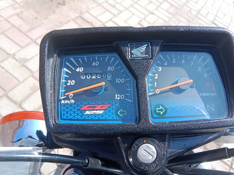 Honda CG 125 open letter only 250 kilometers us 11