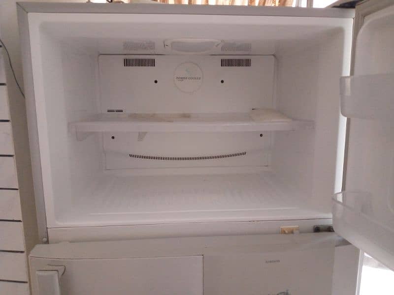 Samsung fridge no frost 32 inch full size fridge for sale 4