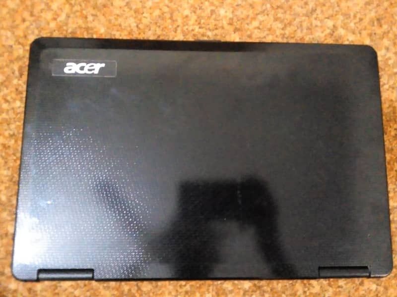 Acer Aspire 5734Z i series Dual Core Laptop 1