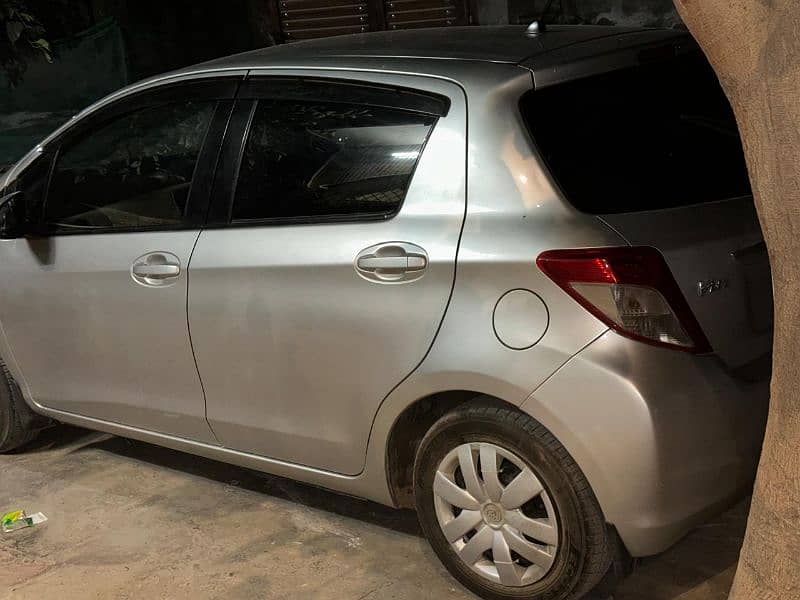 Toyota Vitz 2013 10