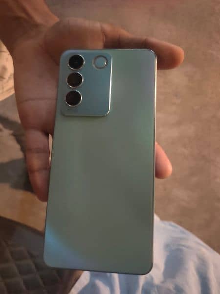 vivo v27e 8/256 0