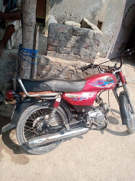 Bike for sale number 03057242283 rabta sirf 2:15 sy 10:00 pm 2