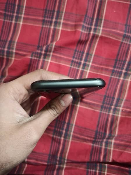 iphone 11 non pta sealed 7