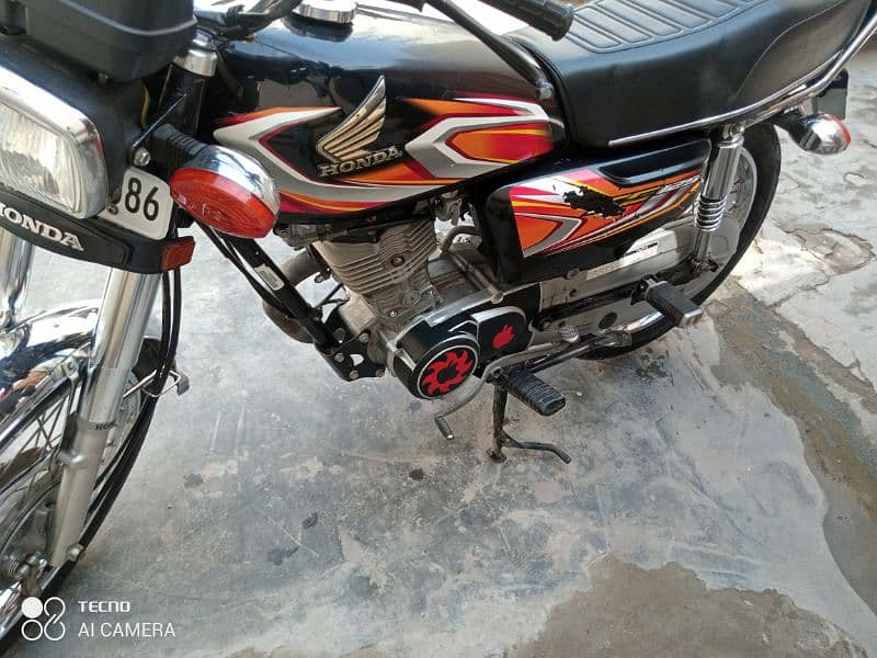 Honda 125 bike for sale. . . 3