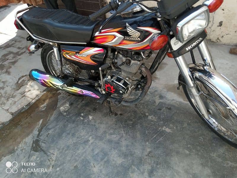 Honda 125 bike for sale. . . 5