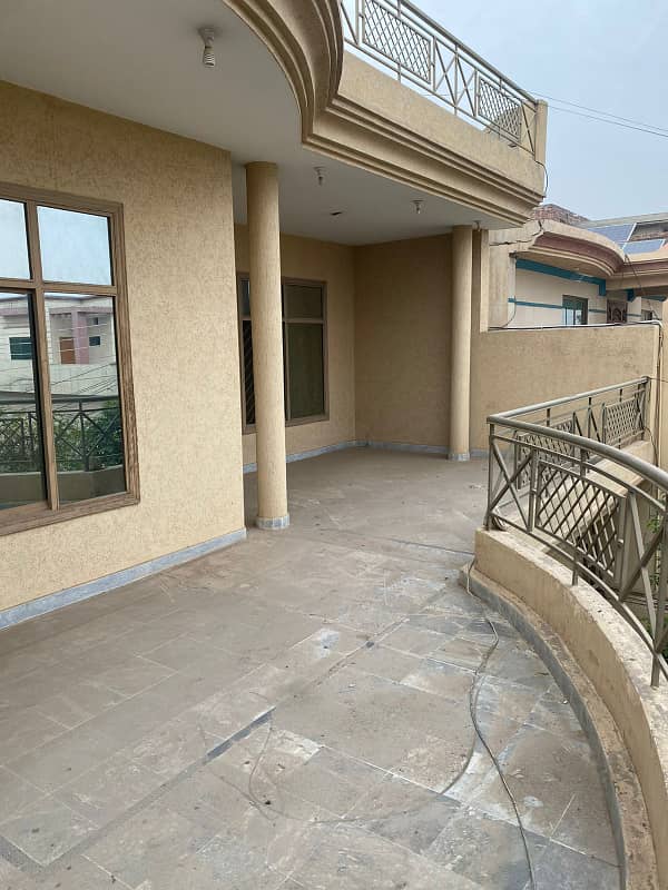 17.5 Marla Double Unit House Is Available For Sale 3