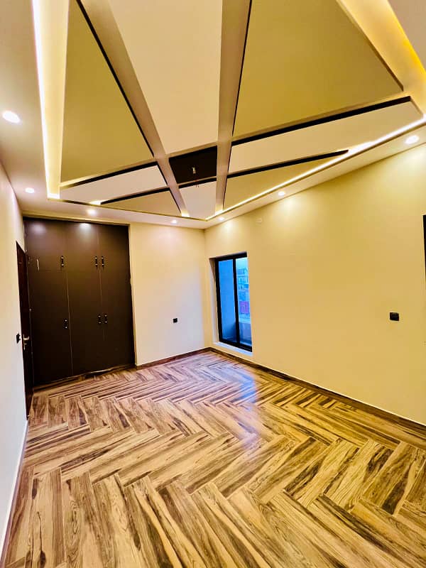 5 MARLA DOUBLE STORY HOUSE FOR SALE IN BOSAN ROAD MULTAN 11