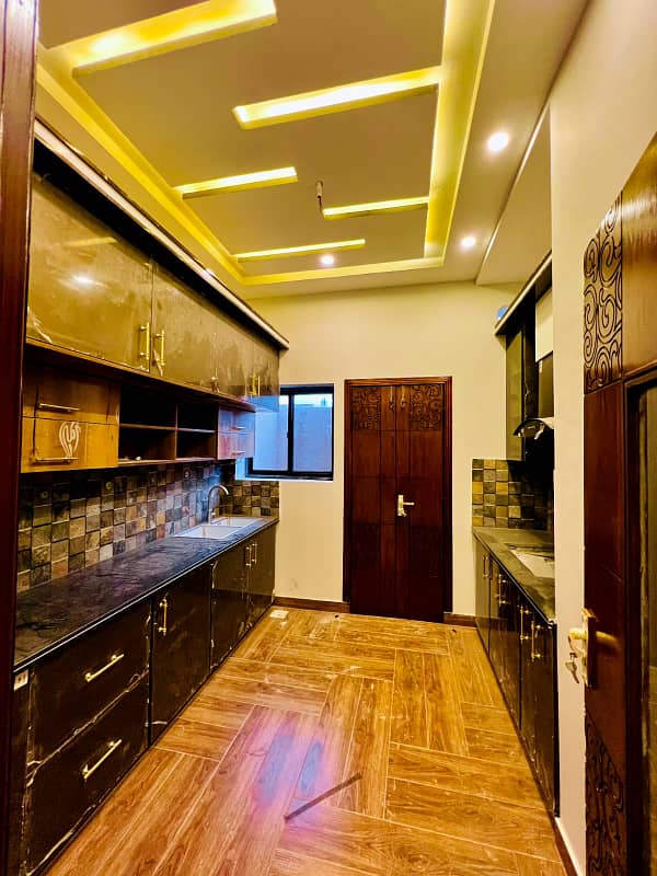 5 MARLA DOUBLE STORY HOUSE FOR SALE IN BOSAN ROAD MULTAN 17