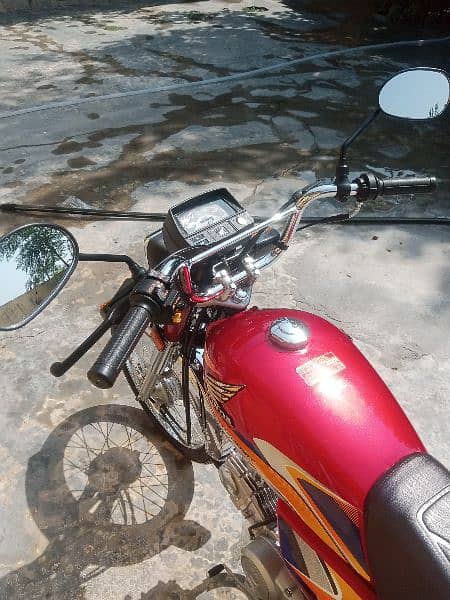 Full new bike Honda 7t 6