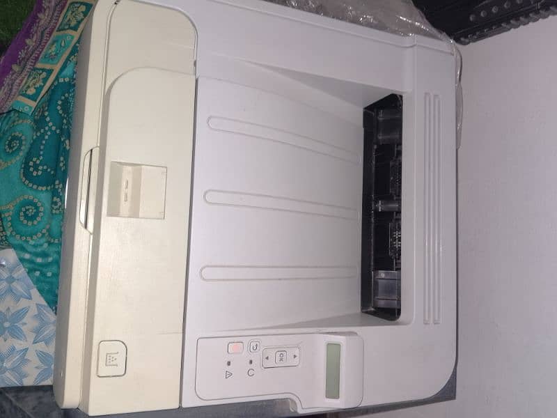 HP laser jet P2055n 1