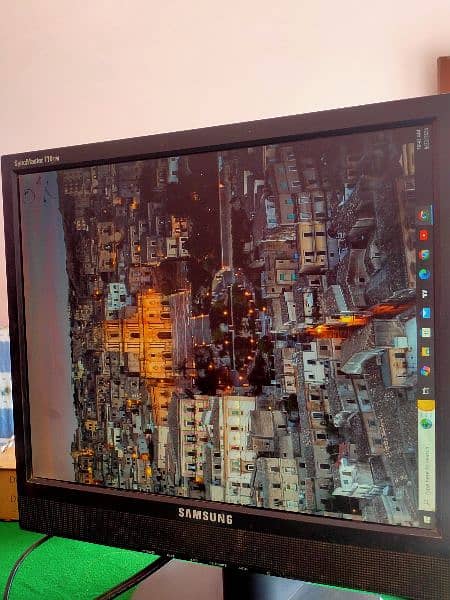 Samsung 19 inch monitor 1