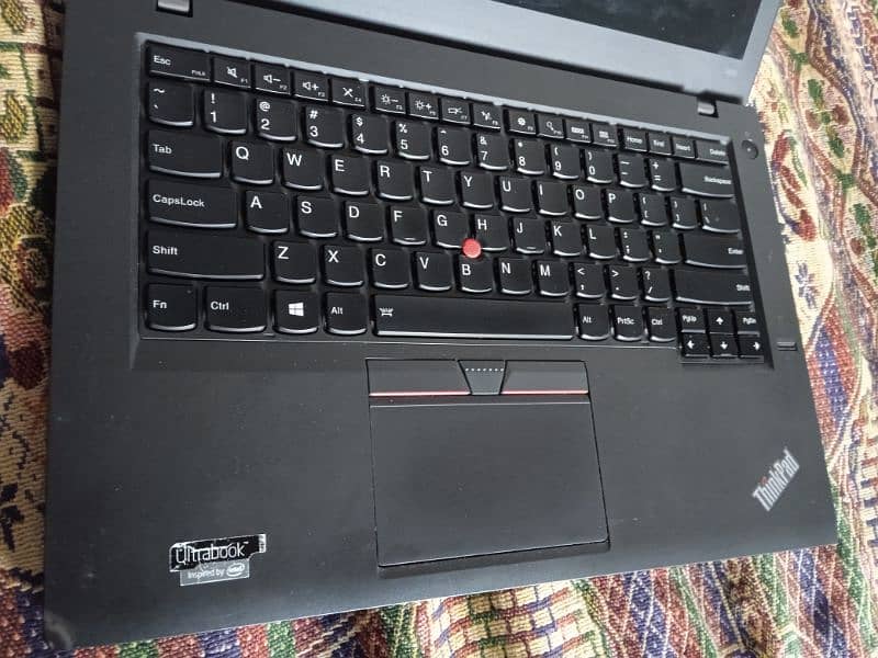 Lenovo Thinkpad i7 5 Generation 3