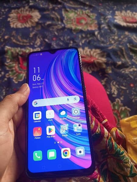 oppo f11 8 gb256 gb lush condition 0