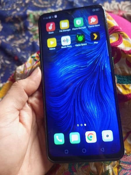 oppo f11 8 gb256 gb lush condition 7