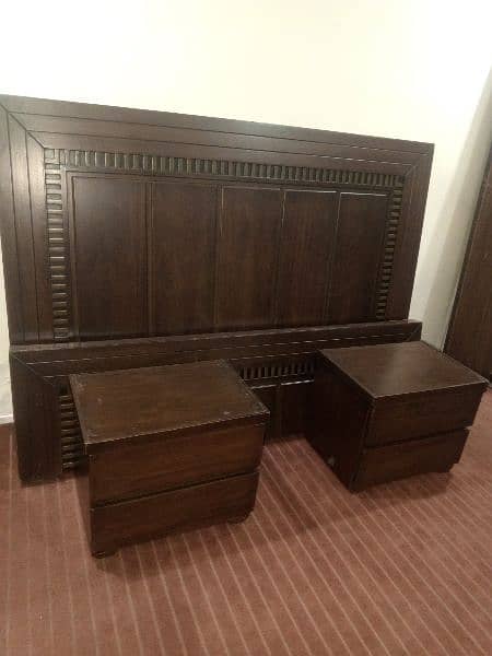 All furniture 5 months used 9/10 condition urgent sale 0