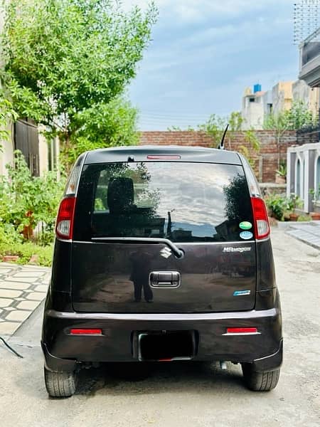 Suzuki MR Wagon 2014 1