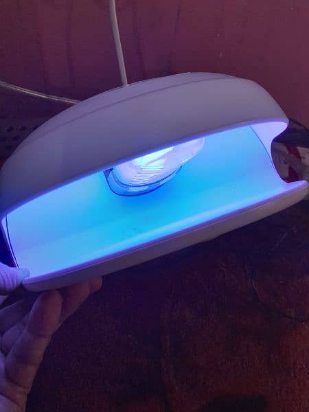 PROFESSIONAL UV NAIL POLISH  DRYER 1