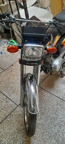 Honda 125 Black 2021 3