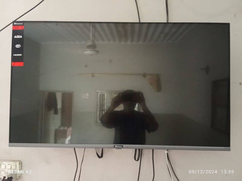 Original Dawlance 43inche ful HD led only 4month use neew condition 2