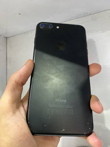 iphone7 + ,32gb ,Pta approved sim bypass 2