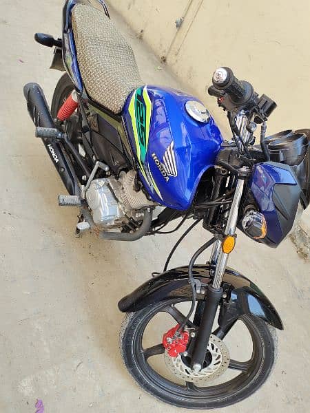 Cb125F 3