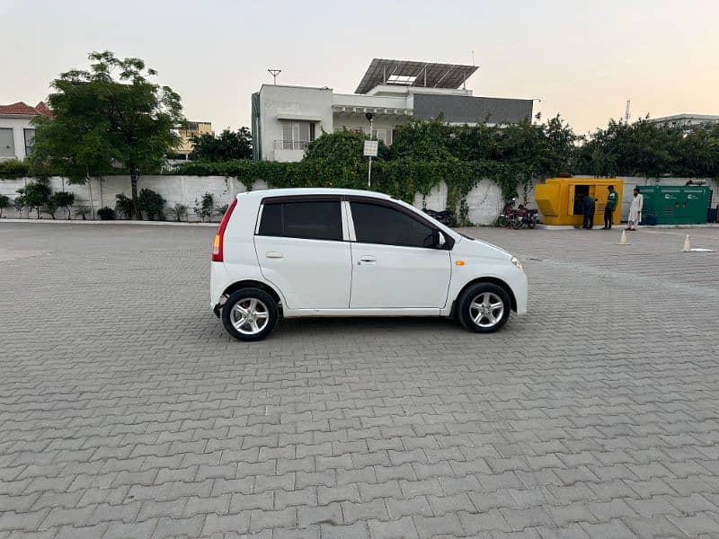 Daihatsu Mira 2006 1