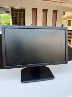 Dell 17" inch Monitor LCD display