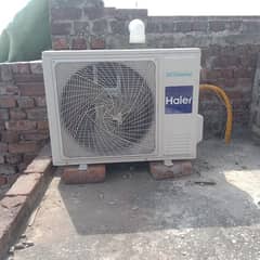 haier DC inverter 1.5 in good condition 10/10 only 2 months use.