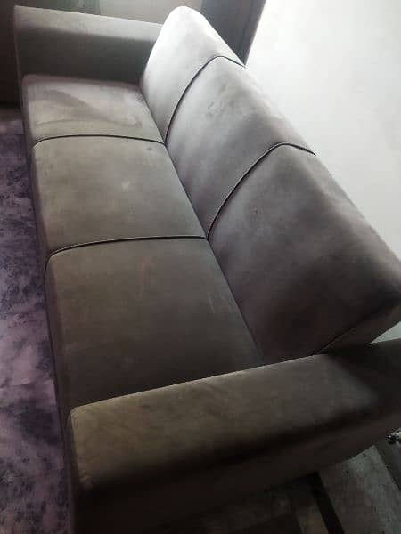 Grey velvetsofabed in good condition sofa cum bed 2