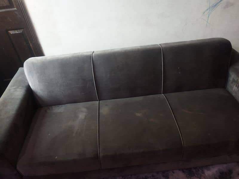 Grey velvetsofabed in good condition sofa cum bed 4