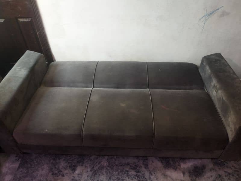 Grey velvetsofabed in good condition sofa cum bed 5