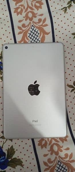 Ipad mini 5 with box available 1