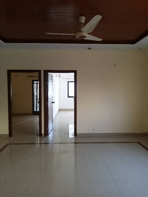 G11 Warda Hamna 2 bed appartment For Rent 4