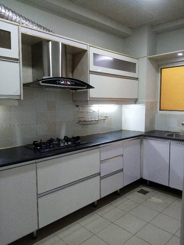 G11 Warda Hamna 2 bed appartment For Rent 7