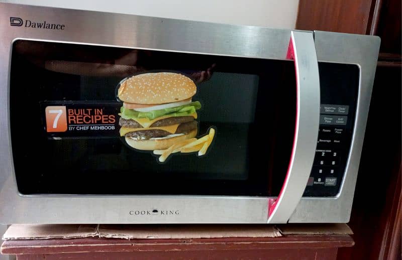 Brand New Dawlance Grilling Microwave Oven 11