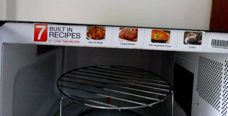 Brand New Dawlance Grilling Microwave Oven 13