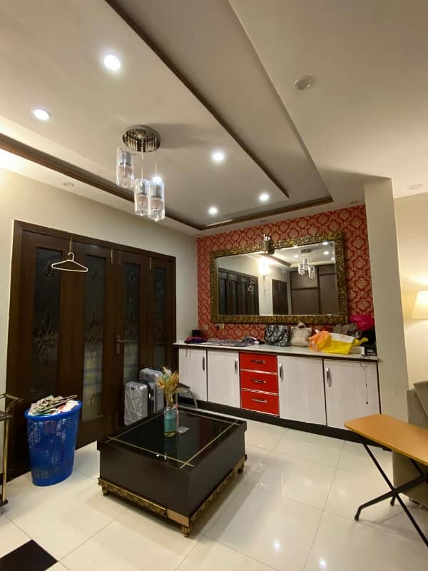 10 Marla Lower Portion For Rent F2 Block Johar Town 5