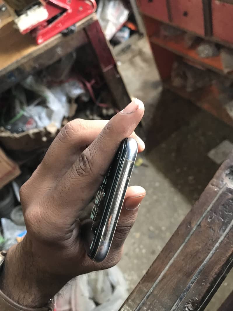 iPhone X pta approved 4