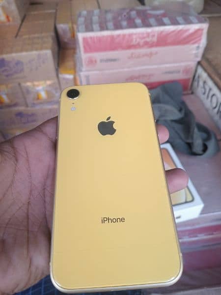 Iphone xr 64gb hay 0327 4555417 non pta 4