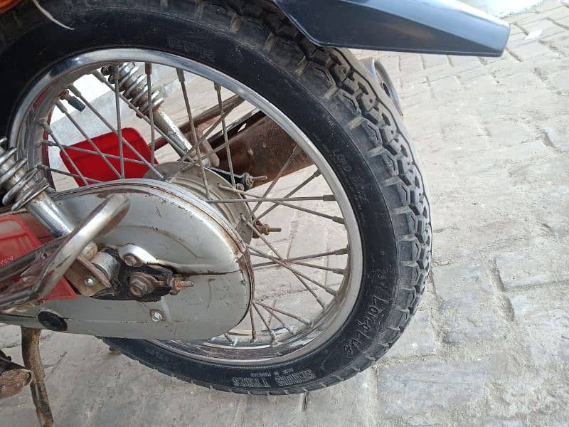 Honda 125 Lashing conditions 9