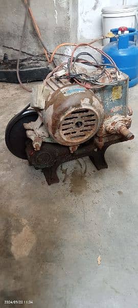 Suction pump for sale 1