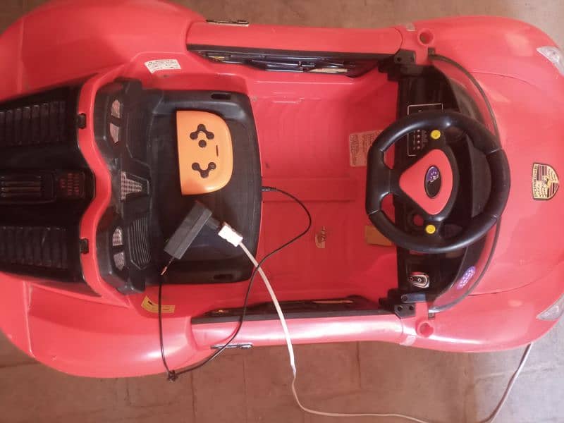 Kids car remote control in good condition 4