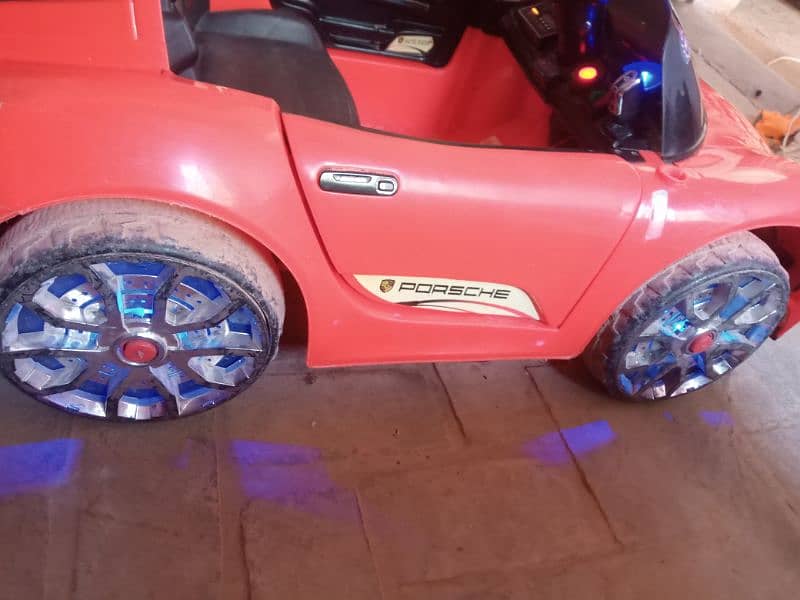 Kids car remote control in good condition 5